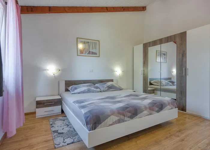 Lex - - Istria * 로비니